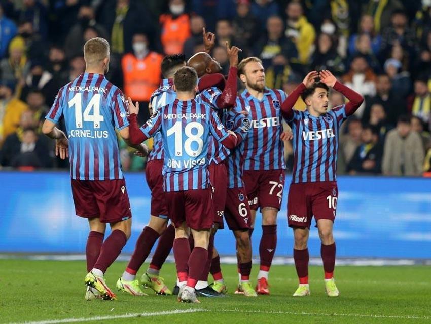 Prensip anlaşmasına varıldı! Dün derbi bitti Ali Koç yeni teknik direktöre imza attırmak için özel jetine talimat verdi! 