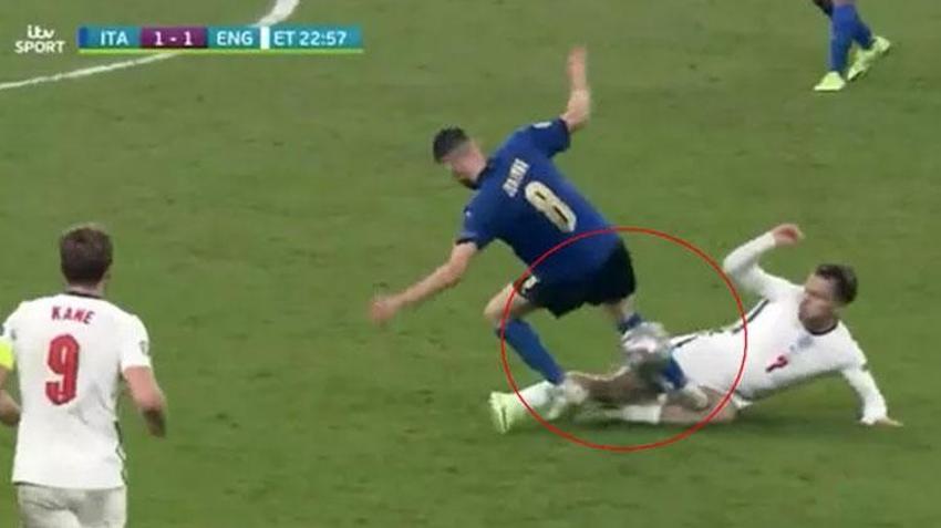 Canlı yayında açık çağrı! İrfan Can'la oturup konuşun bu 2 futbolcuyu ise hemen gönderin