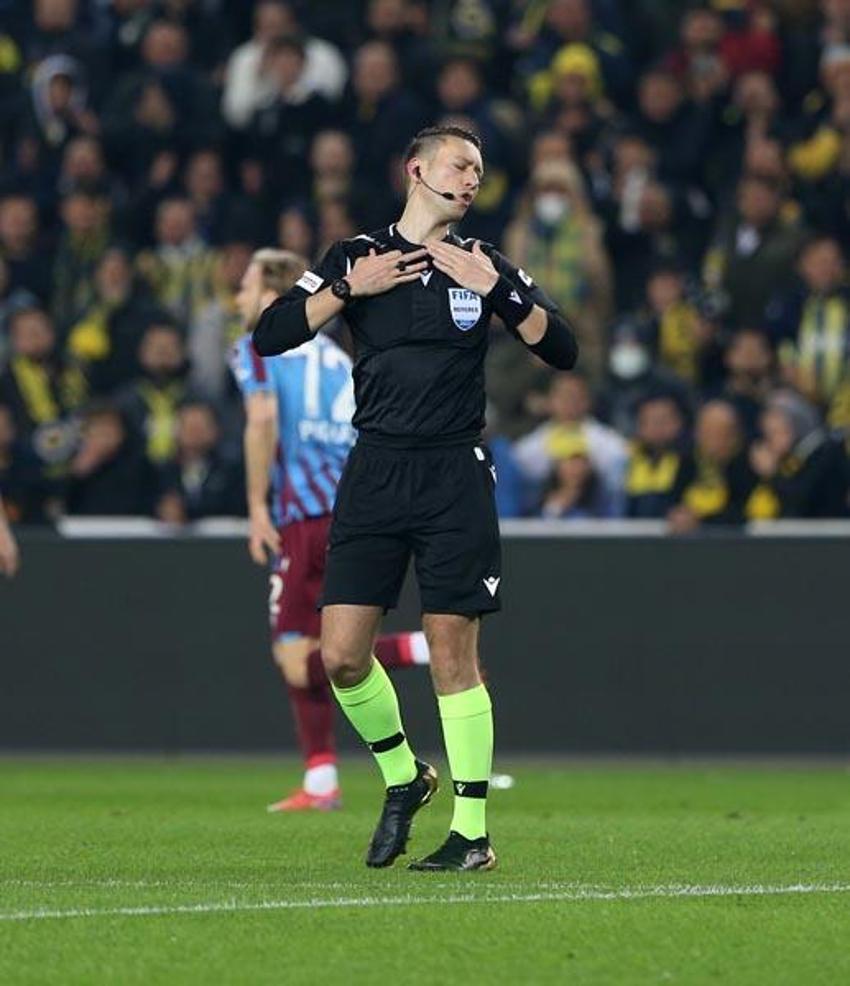 Canlı yayında açık çağrı! İrfan Can'la oturup konuşun bu 2 futbolcuyu ise hemen gönderin