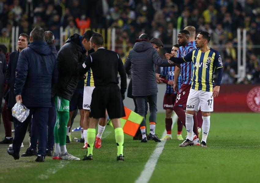 Canlı yayında açık çağrı! İrfan Can'la oturup konuşun bu 2 futbolcuyu ise hemen gönderin