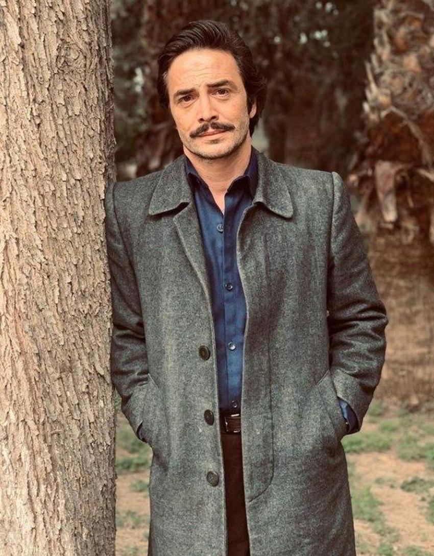 Ahmet Kural’ın çılgın dansı olay oldu! Sevgilisi Çağla Gizem Çelik de eşlik etti