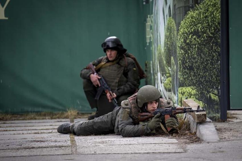 Rusya-Ukrayna savaşında ülkenin kaderini belirleyen direniş! Hayatlarını kaybettiler ama Kiev onlar sayesinde düşmedi...