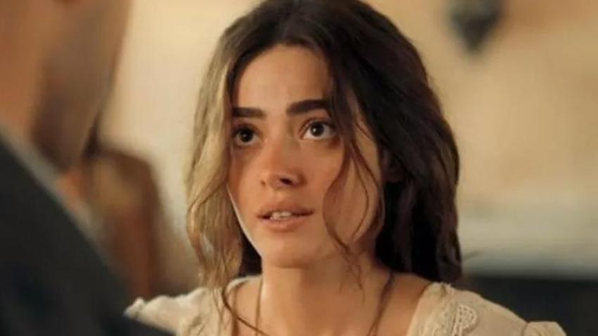 Aziz'in Efnan'ı Simay Barlas yırtmacıyla olay oldu! 'Tanrı kadını yarattı'