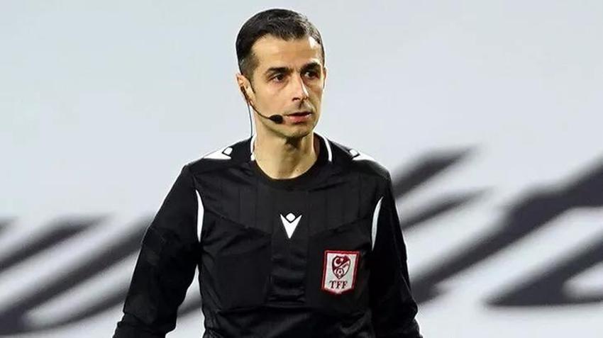 Zorbay Küçük'ü VAR'a çağırıp İrfan Can Kahveci'yi oyundan attırmıştı! Hakemliği bıraktı...