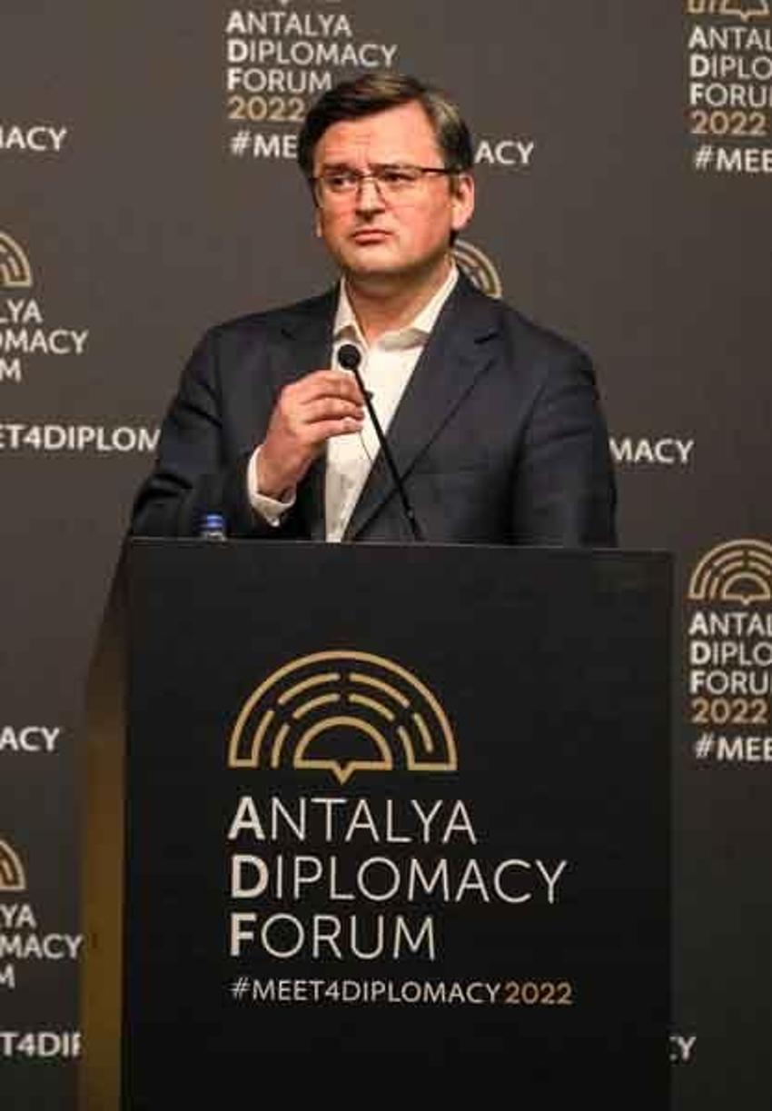 Antalya'da, Rusya ile Ukrayna barış zirvesi! Dünyanın takip ettiği görüşmeden tarihi kareler