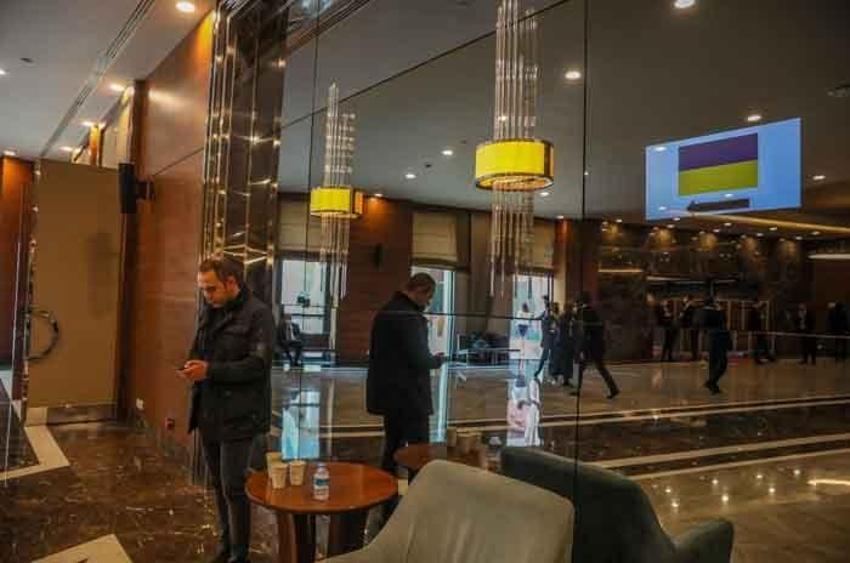 Antalya'da, Rusya ile Ukrayna barış zirvesi! Dünyanın takip ettiği görüşmeden tarihi kareler