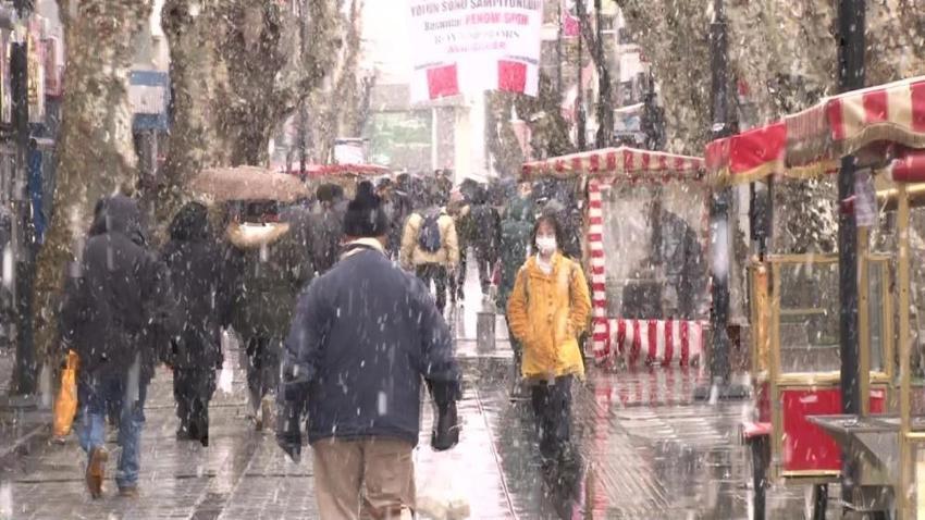 İstanbul beyaza büründü! 