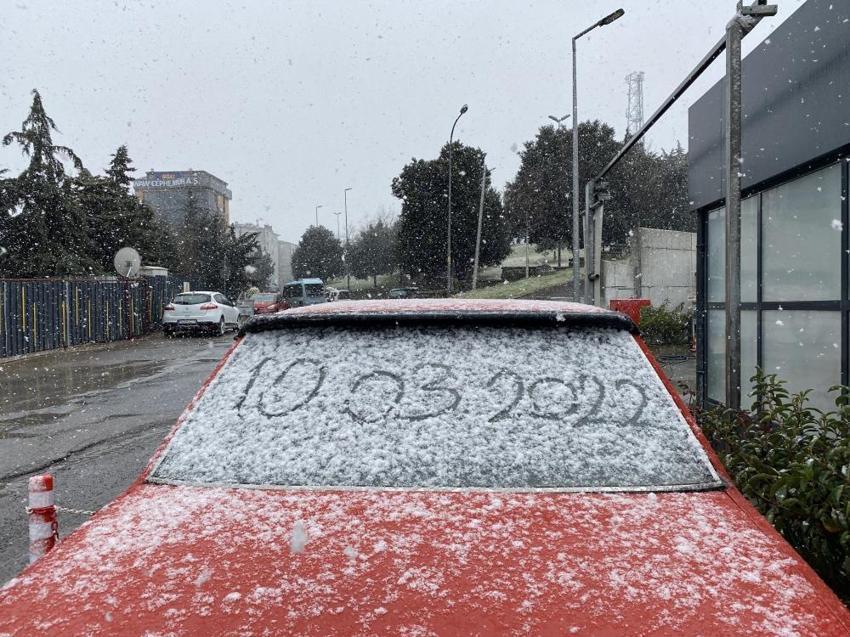 İstanbul beyaza büründü! 