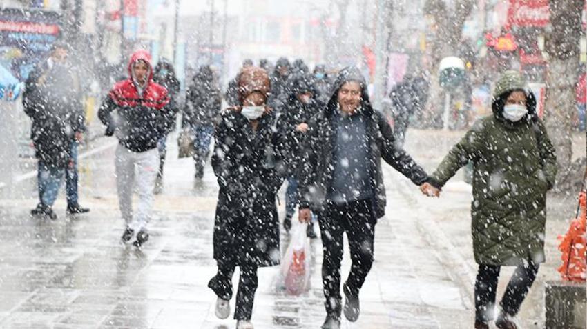 Kar başladı! Meteoroloji son dakika duyurdu! Bu kez fena vuracak, tarih ve saat belli oldu! İstanbul, Ankara, İzmir ve birçok ilde...