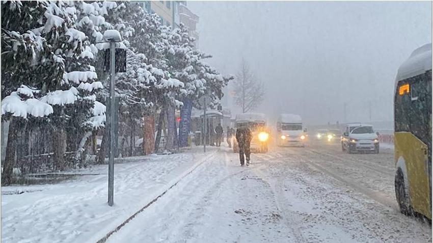 Kar esareti başladı! Bir dalga daha geliyor, Meteoroloji son dakika açıkladı, uyarı yapıldı: Bir an önce dönün... İstanbul, Ankara ve birçok ilde...
