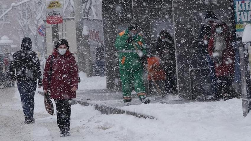 Kar esareti başladı! Bir dalga daha geliyor, Meteoroloji son dakika açıkladı, uyarı yapıldı: Bir an önce dönün... İstanbul, Ankara ve birçok ilde...