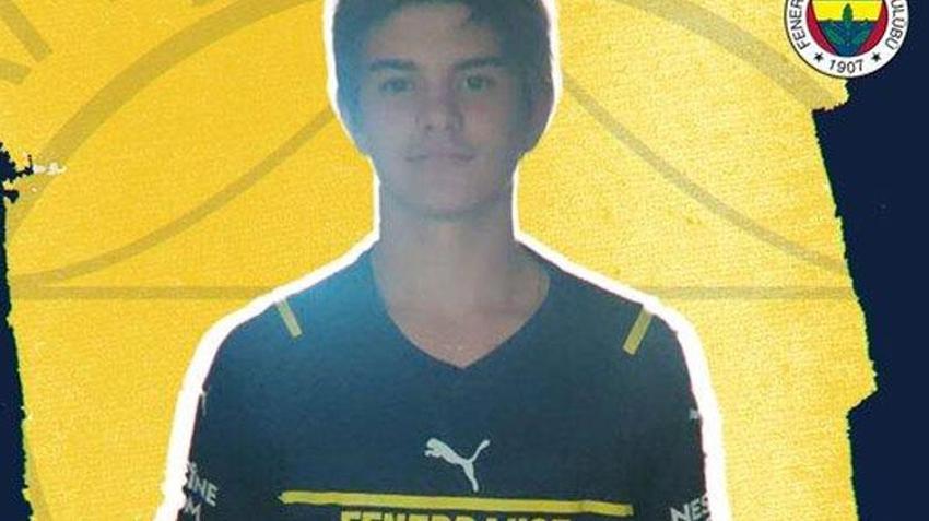 Alex, Toni Schumacher, Okocha, Nani, Mesut Özil'den sonra Fenerbahçe'ye bir yıldız daha