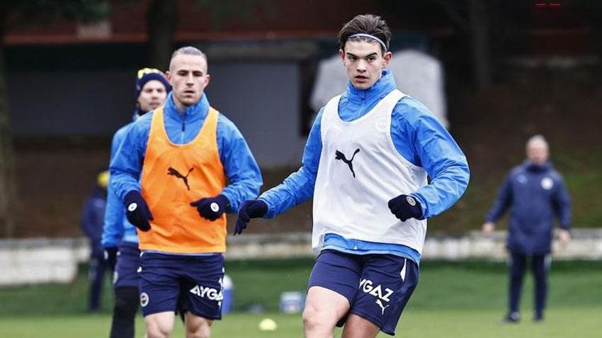 Alex, Toni Schumacher, Okocha, Nani, Mesut Özil'den sonra Fenerbahçe'ye bir yıldız daha