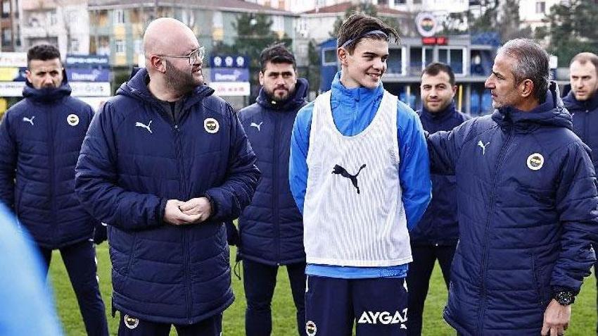 Alex, Toni Schumacher, Okocha, Nani, Mesut Özil'den sonra Fenerbahçe'ye bir yıldız daha