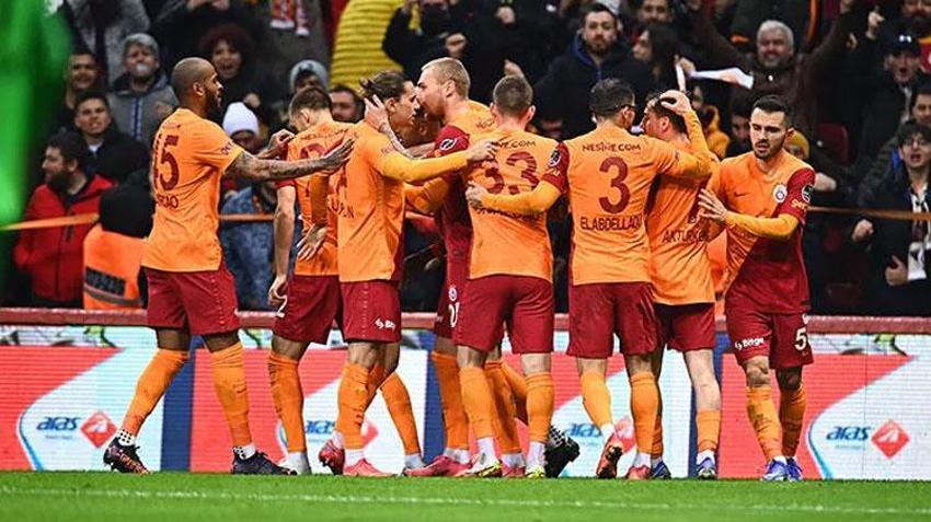 Barcelona maçında top neredeyse ayağına değmedi! 10 milyon euro'ya gidiyormuş!