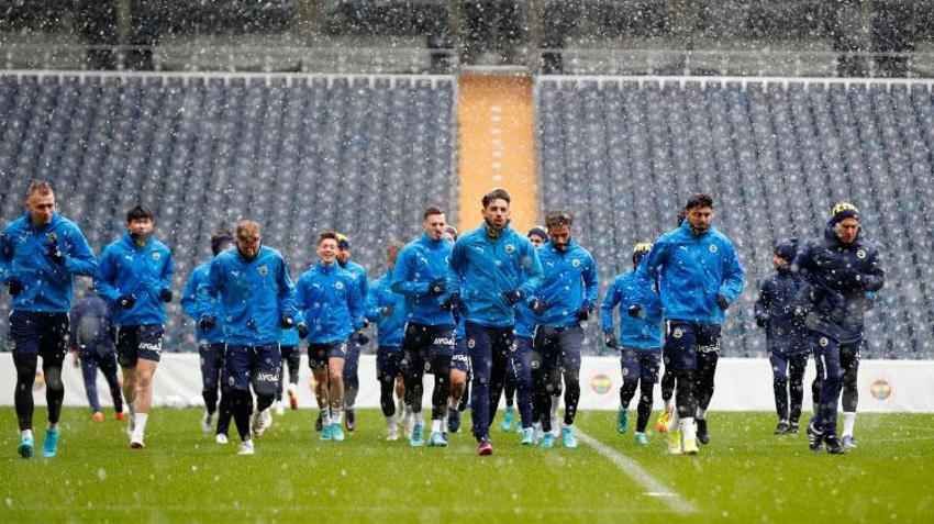 Fenerbahçe'de iki transfer birden! Biri sol beke biri onun önüne