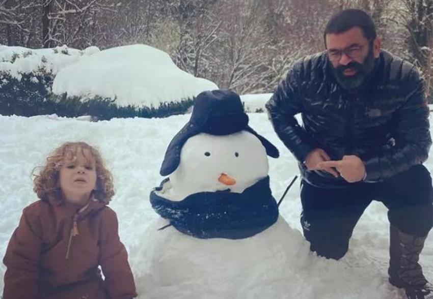 Merve Özbey bebek müjdesini böyle verdi!