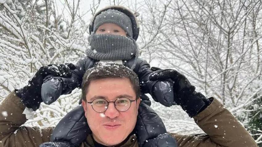 Merve Özbey bebek müjdesini böyle verdi!