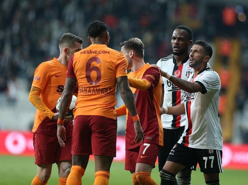 Önder Karaveli'nin değil ama Domenec Torrent'in derbi 11'i çok tartışılır!