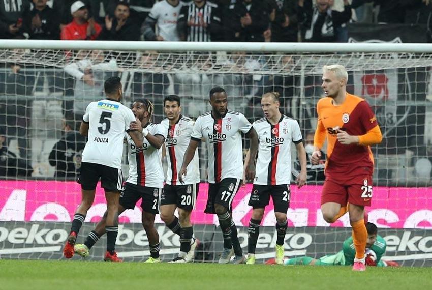 Önder Karaveli'nin değil ama Domenec Torrent'in derbi 11'i çok tartışılır!