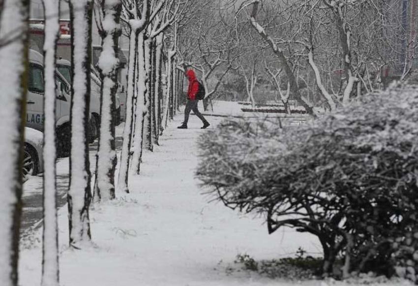 Kar yağışı tekrar geliyor! Meteoroloji tarih vererek son dakika açıkladı! İstanbul, Ankara dahil onlarca ilde yeni soğuk hava...