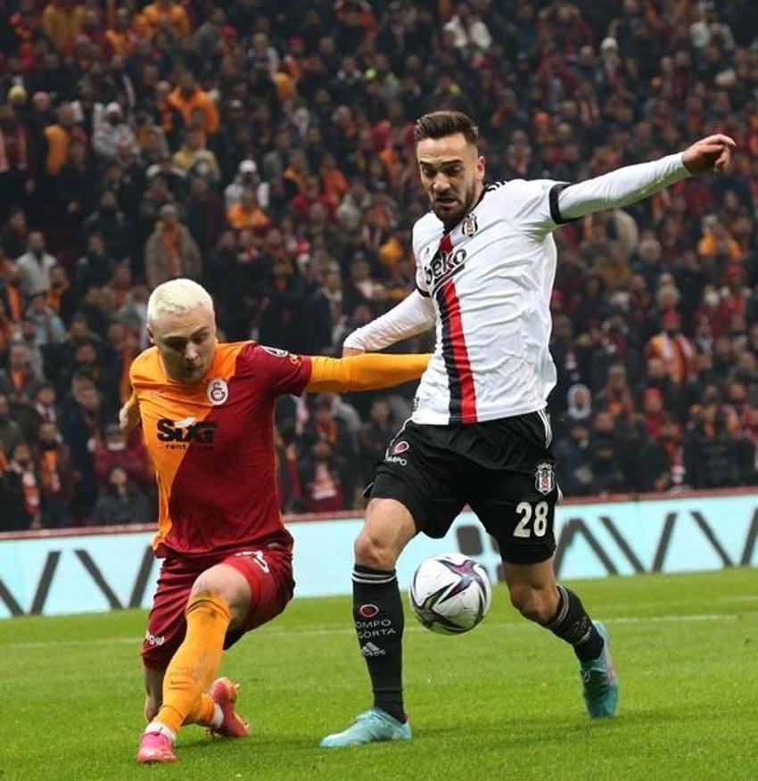 Önder Karaveli derbiyi kaybetti 4 futbolcunun ismini verdi! 'Çok kötüydüler'