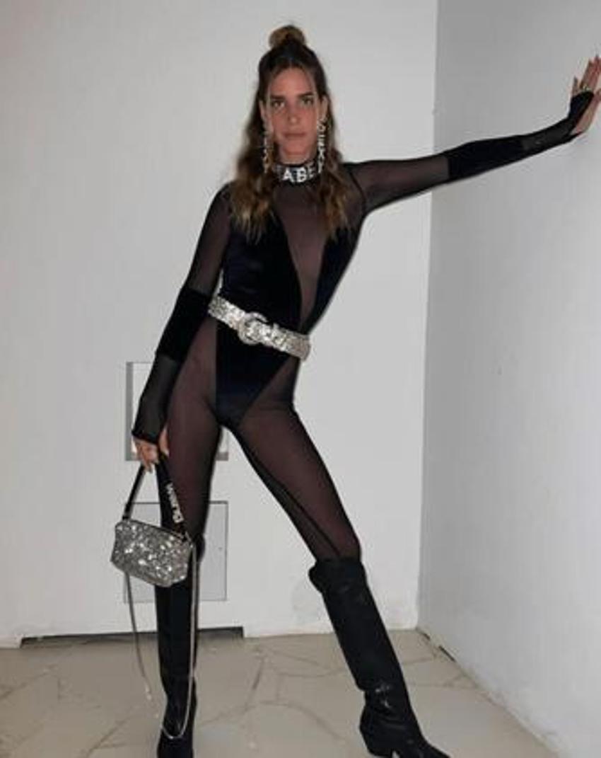 İspanyol manken Elisabeth Mas nazara geldi!