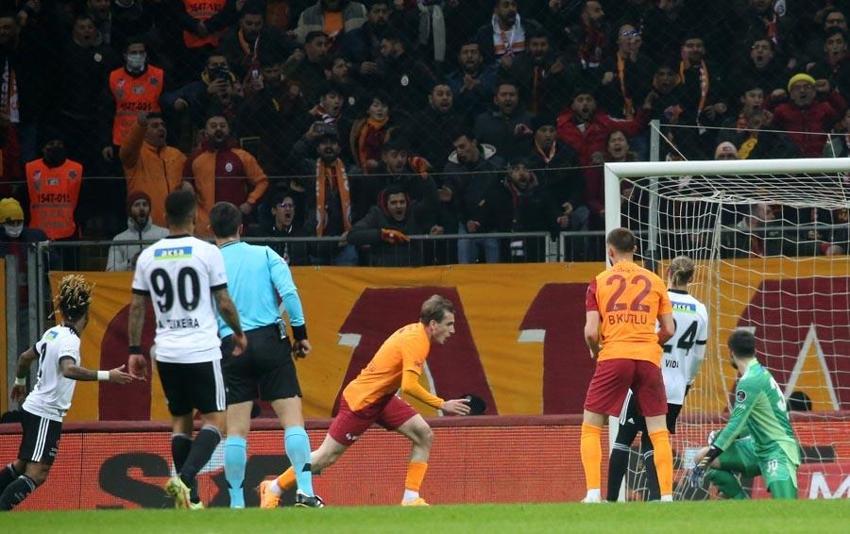 90+4'te isyan çıkmıştı! Larin penaltı bekledi Atilla Karaoğlan oralı olmadı! 5 eski hakemden flaş yorum
