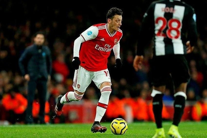 Mesut Özil yorumu olay yarattı! 'Kendisinden bekleneni veremedi ve...'