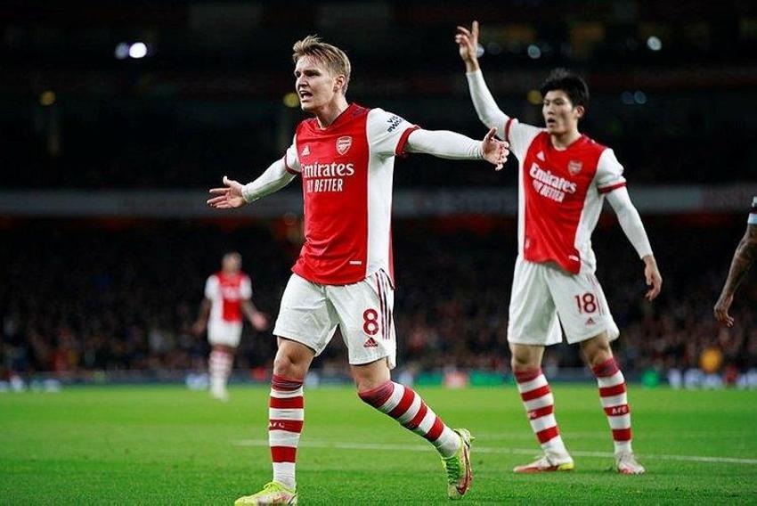 Mesut Özil yorumu olay yarattı! 'Kendisinden bekleneni veremedi ve...'
