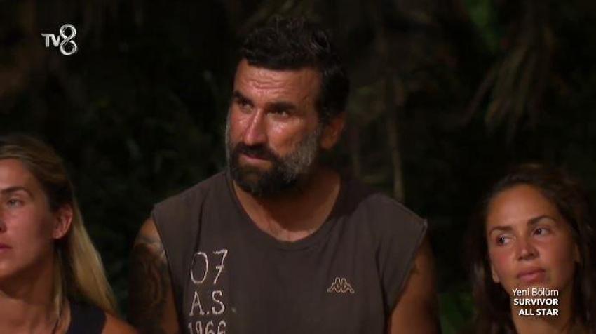 Survivor’da kim elendi, kim gitti? 16 Mart Survivor All Star elenen isim kim oldu? Adem mi, Barış mı, Mert mi, Evrim mi? Berna mı? Acun Ilıcalı sürprizi açıkladı