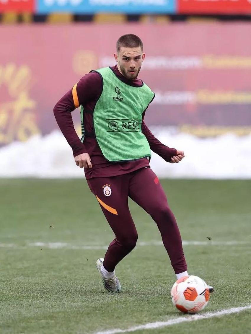 Barcelona maçı için Torrent kararını verdi! İşte Galatasaray'ın muhtemel 11'i...