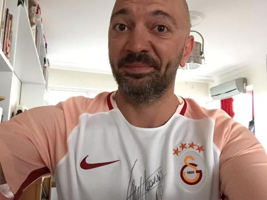 Galatasaray - Barcelona maçı için ünlülerin tahminleri!