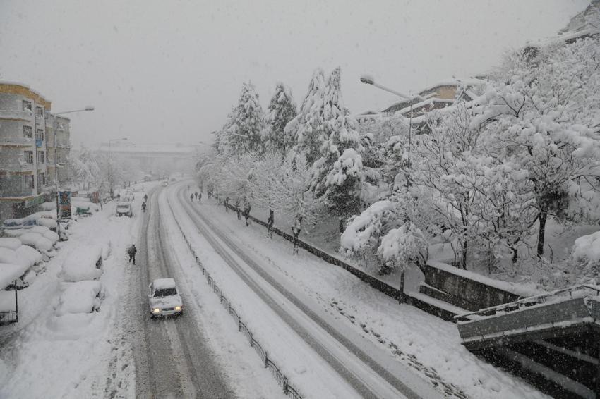 Çok yoğun kar yağışı başlıyor! Tarih ve saat verildi, donacağız! Günlerce sürecek, Meteoroloji'den son dakika kar uyarısı...
