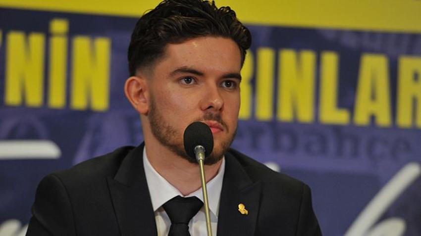Fenerbahçe'de genç yıldızlar sözleşme imzaladı! Gözyaşlarına hakim olamadı, Arda Güler, Ferdi Kadıoğlu, İsak Vural...