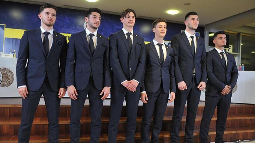 Fenerbahçe'de genç yıldızlar sözleşme imzaladı! Gözyaşlarına hakim olamadı, Arda Güler, Ferdi Kadıoğlu, İsak Vural...