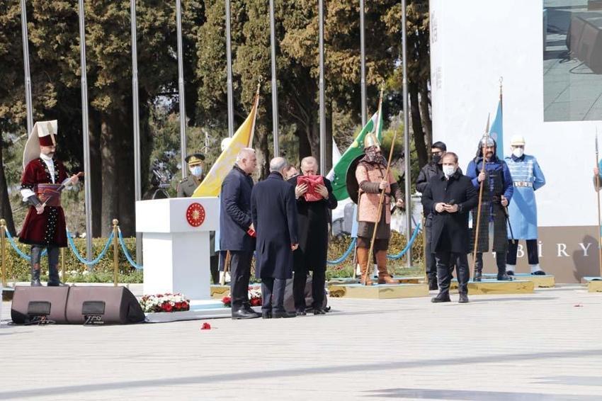Çanakkale'de tarihi gün! Cumhurbaşkanı Erdoğan: 107 sene önce burada tarihin akışı değişmiştir