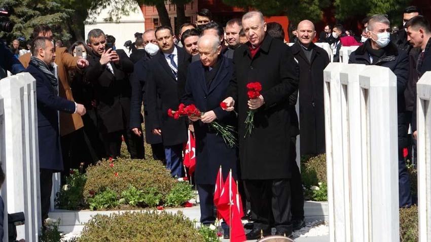 Çanakkale'de tarihi gün! Cumhurbaşkanı Erdoğan: 107 sene önce burada tarihin akışı değişmiştir