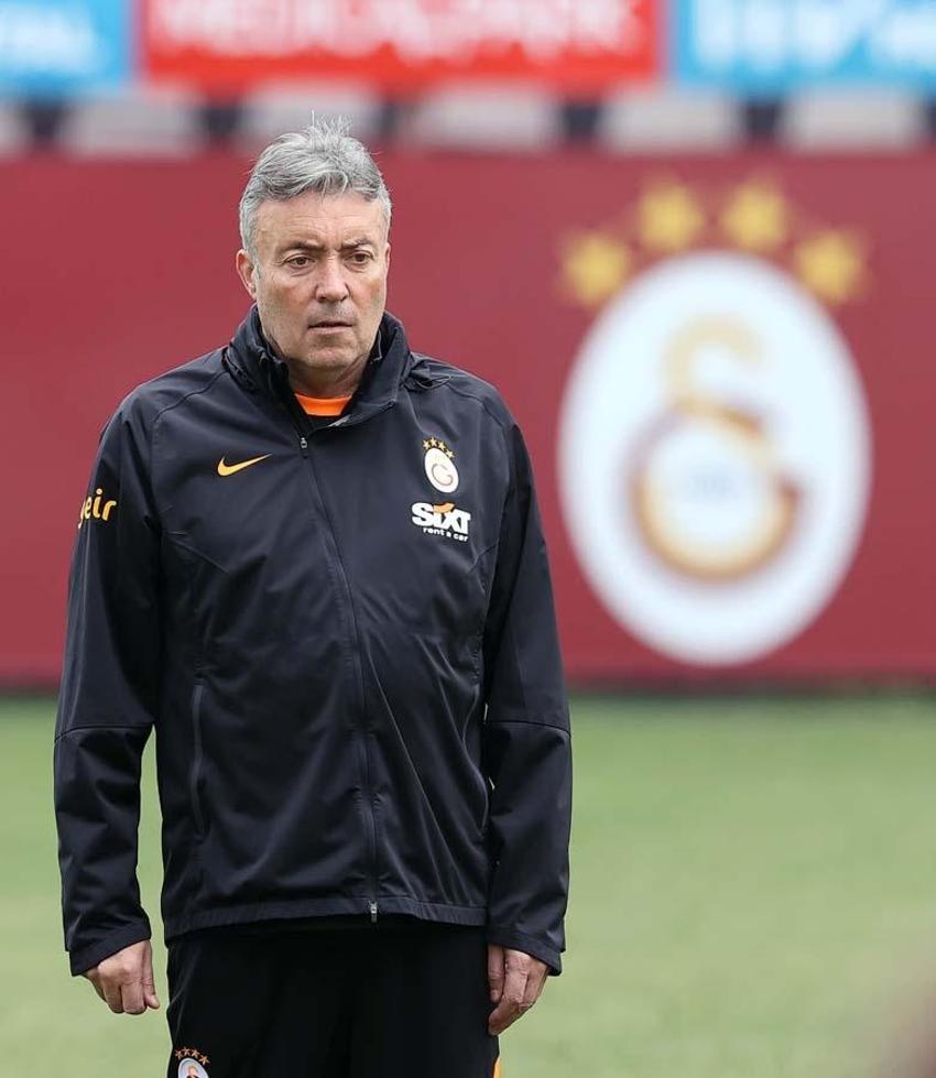 Galatasaray yönetimi İspanyol teknik adam Domenec Torrent için kararını verdi! Barcelona maçı sonrası...