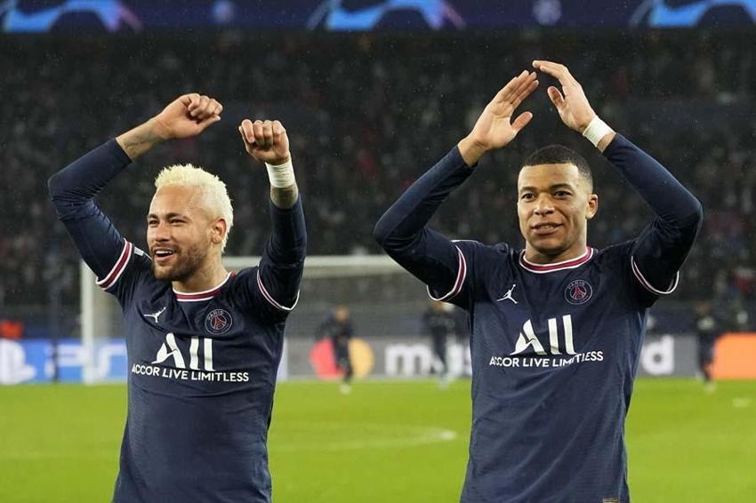 Transfer gündemini sarsan iddia! Paris-Saint Germain'de tepkilerden sonra Neymar, Messi...