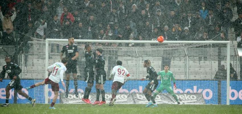 Beşiktaş-Hatayspor maçına damga vurdu! Böylesi ilk kez oluyor, 18 yaşındaki Emre Bilgin tarihe geçti! Golden sonra Ersin, Rıdvan ve taraftarlar...