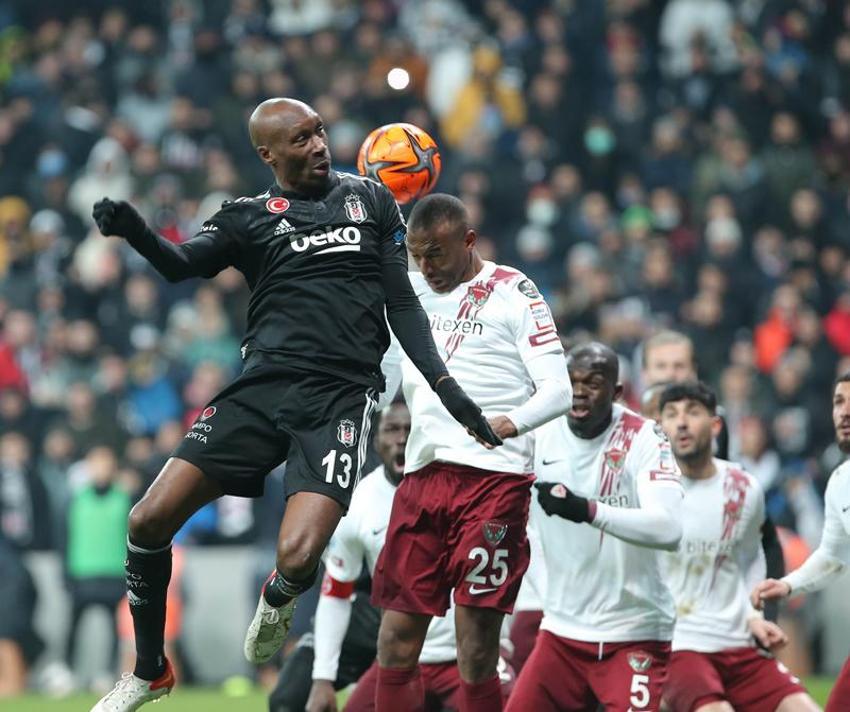 Beşiktaş-Hatayspor maçına damga vurdu! Böylesi ilk kez oluyor, 18 yaşındaki Emre Bilgin tarihe geçti! Golden sonra Ersin, Rıdvan ve taraftarlar...