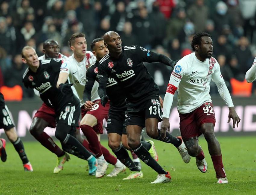 Beşiktaş-Hatayspor maçına damga vurdu! Böylesi ilk kez oluyor, 18 yaşındaki Emre Bilgin tarihe geçti! Golden sonra Ersin, Rıdvan ve taraftarlar...