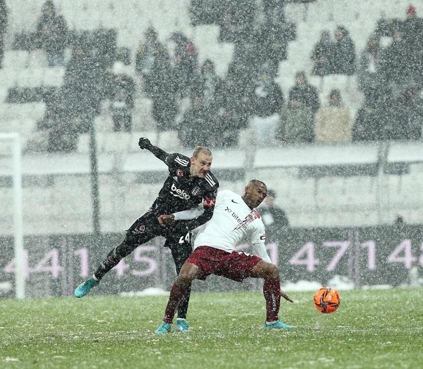 Beşiktaş-Hatayspor maçına damga vurdu! Böylesi ilk kez oluyor, 18 yaşındaki Emre Bilgin tarihe geçti! Golden sonra Ersin, Rıdvan ve taraftarlar...