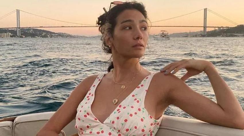 Aybüke Pusat'tan şaşırtan sosyal medya itirafı!