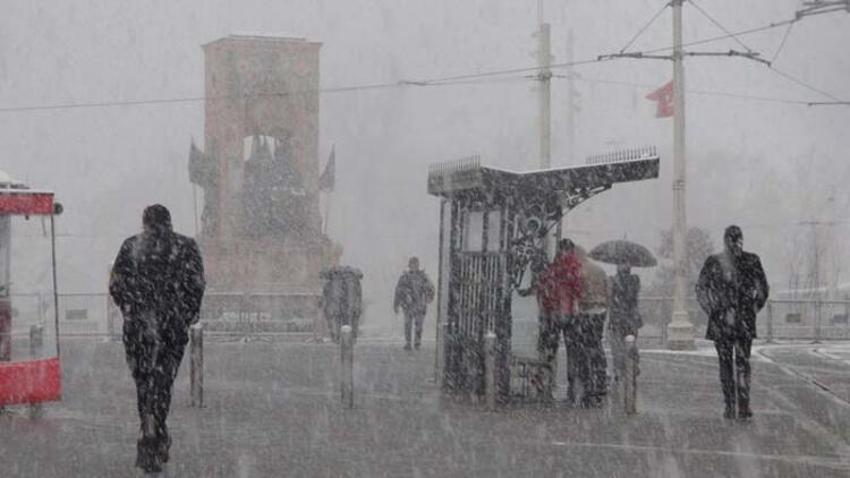 Kuvvetli kar yağışı uyarısı! Meteoroloji son dakika dururdu, geri dönüyor, nisanda yeniden...