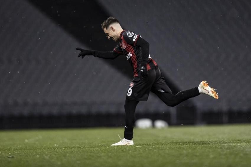 Kuntz, İrfan Can Kahveci, Mert Hakan Yandaş ve Arda Güler'in izahını yaptı Hakan Çalhanoğlu'na sahip çıktı