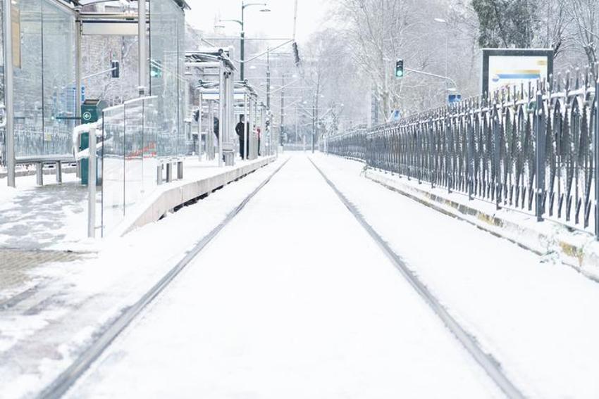 Kar yağışı tekrar başlıyor! Yeni soğuk hava dalgası geliyor! Tarih verildi, Meteoroloji'den son dakika kar açıklaması...