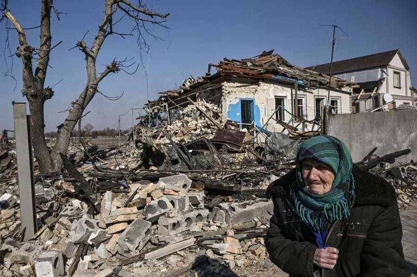 Rusya - Ukrayna savaşında son dakika gelişmeleri... Rusya Kiev'e bomba yağdırdı! Karadeniz'de arka arkaya patlamalar meydana geldi...
