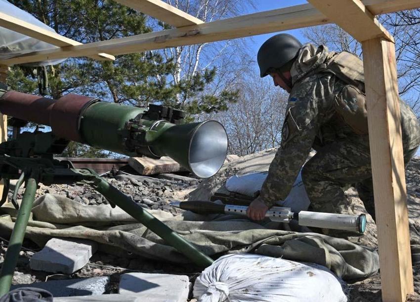 Rusya - Ukrayna savaşında son dakika gelişmeleri... Rusya Kiev'e bomba yağdırdı! Karadeniz'de arka arkaya patlamalar meydana geldi...